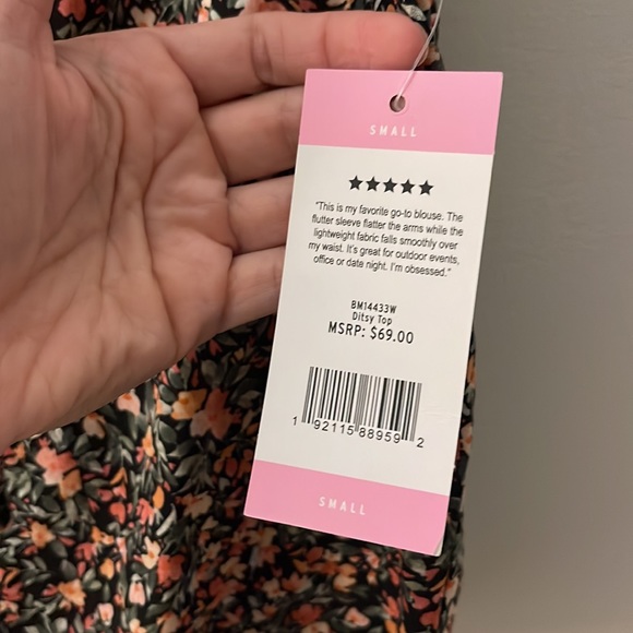 Revolve NWT BB Dakota Steve Madden Ditsy Top Floral Black Liberty London Small - Picture 3 of 3